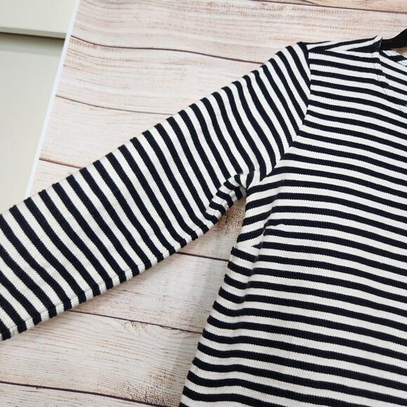 VINEYARD VINES Black White Striped Ruffle Bottom Top Long Sleeve Size XS - Picture 3 of 14